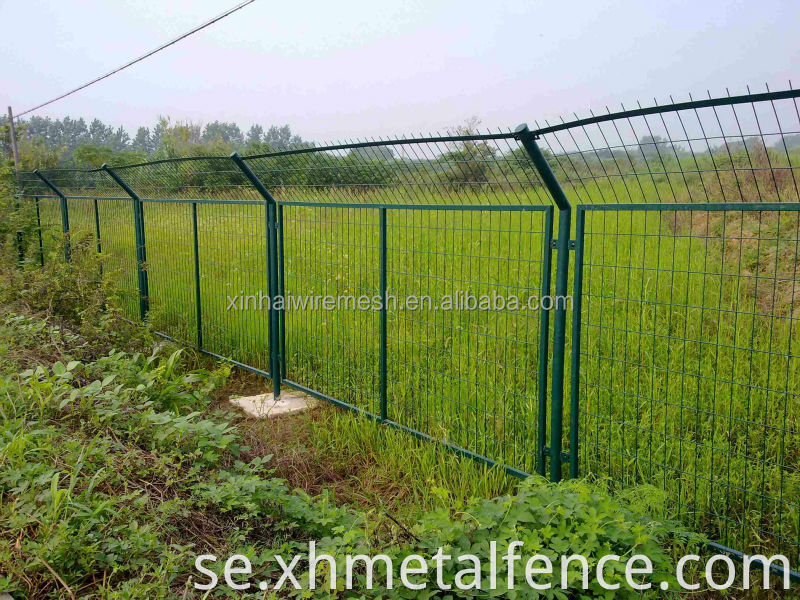 3D fence